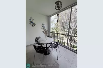 1055  Country Club Dr, Unit #404, Margate, FL 33063 - Photo 4