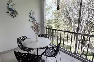 1055 Country Club Dr, Margate, FL 33063 - Photo 4