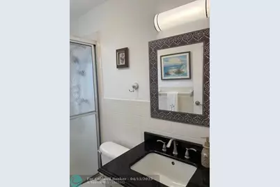 1055  Country Club Dr, Unit #404, Margate, FL 33063 - Photo 20