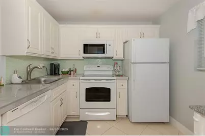 2861 NW 47th Ter, Unit #303, Fort Lauderdale, FL 33313 - Photo 10