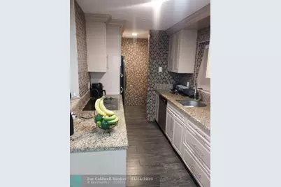 8241 SW 4th Ct, North Lauderdale, FL 33068 - Photo 8