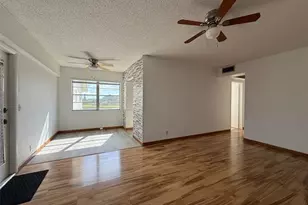 326 Preston H, Boca Raton, FL 33434 - Photo 4