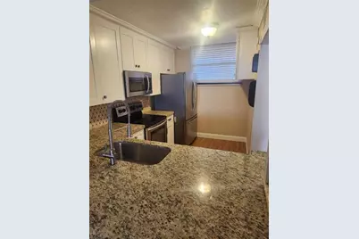 114  Lake Emerald Dr, Unit #305, Oakland Park, FL 33309 - Photo 2