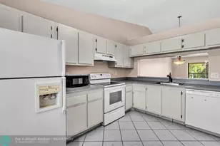 22124 Palms Way, Boca Raton, FL 33433 - Photo 6