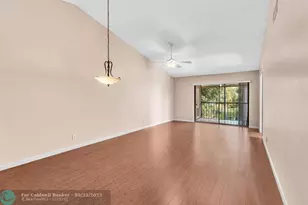 22124 Palms Way, Boca Raton, FL 33433 - Photo 10