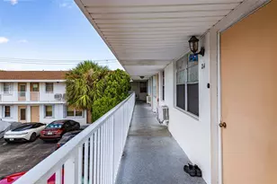 810 Lake Shore Dr, West Palm Beach, FL 33403 - Photo 24