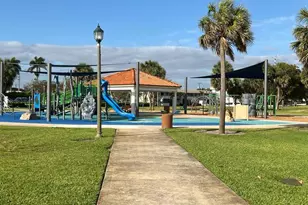 810 Lake Shore Dr, West Palm Beach, FL 33403 - Photo 34