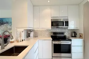 4706 NW 36th St, Lauderdale Lakes, FL 33319 - Photo 6