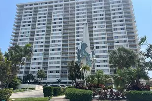 300 Bayview Dr, Sunny Isles Beach, FL 33160 - Photo 2