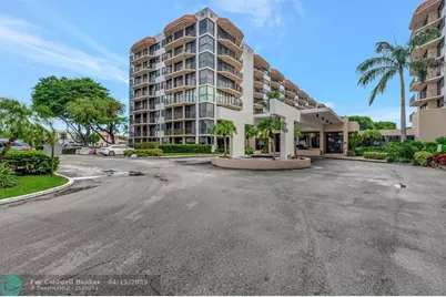 899  Jeffery St, Unit #109, Boca Raton, FL 33487 - Photo 2