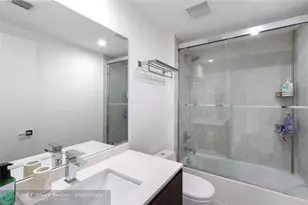 488 NE 18th St, Miami, FL 33132 - Photo 12