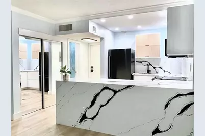 101 SE 6th Av, Unit #5, Pompano Beach, FL 33060 - Photo 2