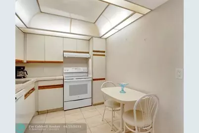 5260 NW 2nd Ave, Unit #504, Boca Raton, FL 33487 - Photo 16