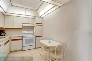 5260 NW 2nd Ave, Boca Raton, FL 33487 - Photo 16