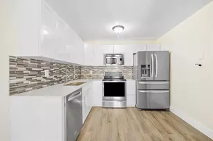 153 NE 12th Ave, Homestead, FL 33030 - Photo 4