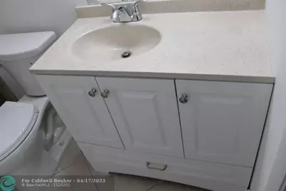 1284 S Military Trl, Unit #221, Deerfield Beach, FL 33442 - Photo 10