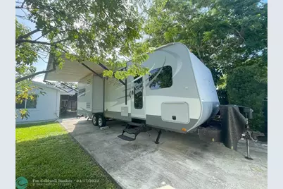 18250 SW 88th Pl, Palmetto Bay, FL 33157 - Photo 22