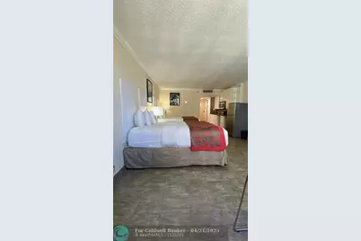 19201  Collins Ave, Unit #1122, North Miami Beach, FL 33160 - Photo 4