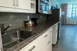 19201 Collins Ave, North Miami Beach, FL 33160 - Photo 10