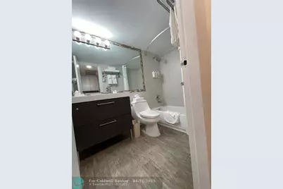 19201  Collins Ave, Unit #1122, North Miami Beach, FL 33160 - Photo 14