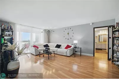 100  Golden Isles Dr, Unit #911, Hallandale Beach, FL 33009 - Photo 14