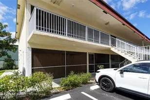 5377 SW 40th Ave, Fort Lauderdale, FL 33314 - Photo 1