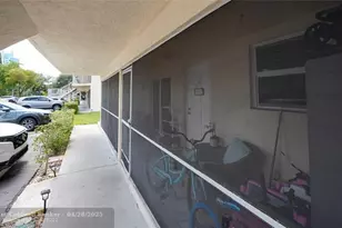 5377 SW 40th Ave, Fort Lauderdale, FL 33314 - Photo 6