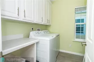 375 NE Wharf Way, Jensen Beach, FL 34957 - Photo 12