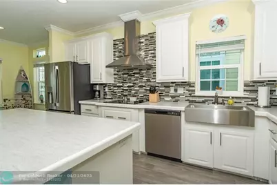 375 NE Wharf Way, Jensen Beach, FL 34957 - Photo 8