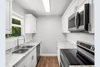 1325  17th Ct, Vero Beach, FL 32962 - Photo 6