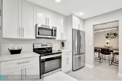 1035 NW 5th Ave, Boca Raton, FL 33432 - Photo 14