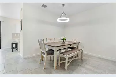 4990  Loebner Ter, Davie, FL 33314 - Photo 8