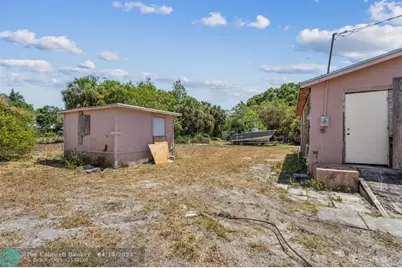 4250  29th Ave, Vero Beach, FL 32967 - Photo 6