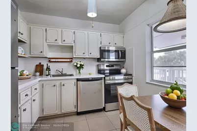 7805 W Atlantic Blvd, Unit #207, Margate, FL 33063 - Photo 4