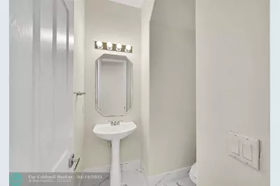 1221  Bay View Way, Wellington, FL 33414 - Photo 12