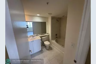 18800 NE 29th Ave, Unit #914, Aventura, FL 33180 - Photo 6