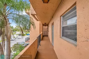 3050 Sunrise Lakes Dr Unit, Sunrise, FL 33322 - Photo 24