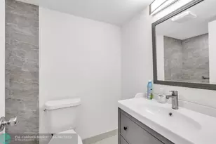 3050 Sunrise Lakes Dr Unit, Sunrise, FL 33322 - Photo 16