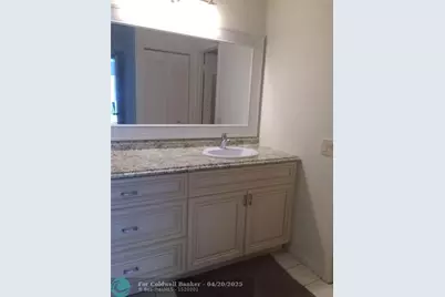 8535  Casa Del Lago, Unit #A, Boca Raton, FL 33433 - Photo 10