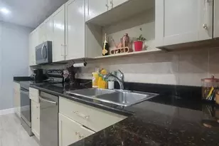 9210 NW 14th St, Hollywood, FL 33024 - Photo 16