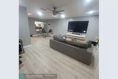 9210 NW 14th St, Unit #9210, Hollywood, FL 33024 - Photo 8