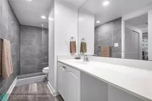 4001 S Ocean Dr, Hollywood, FL 33019 - Photo 16