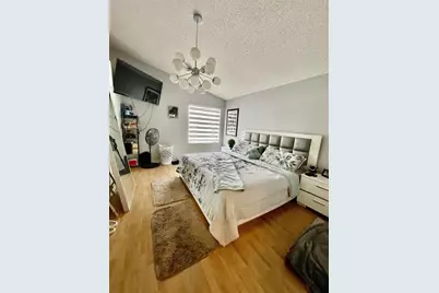 1960 NW 188th Ave, Pembroke Pines, FL 33029 - Photo 18