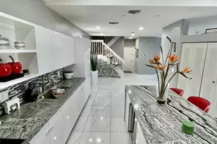 1960 NW 188th Ave, Pembroke Pines, FL 33029 - Photo 8