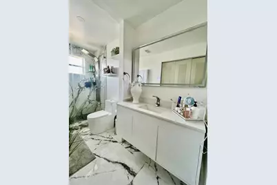 1960 NW 188th Ave, Pembroke Pines, FL 33029 - Photo 20