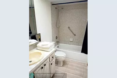 9481  Sunrise Lakes Blvd, Unit #307, Sunrise, FL 33322 - Photo 14