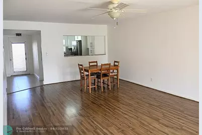 9481  Sunrise Lakes Blvd, Unit #307, Sunrise, FL 33322 - Photo 6