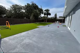 1810 Elizabeth St, Melbourne, FL 32901 - Photo 2