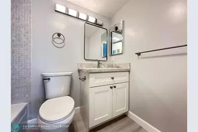 2048  Newport  N, Unit #2048, Deerfield Beach, FL 33442 - Photo 16