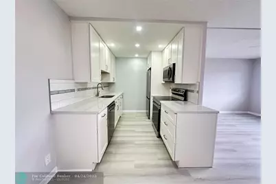 2048  Newport  N, Unit #2048, Deerfield Beach, FL 33442 - Photo 1
